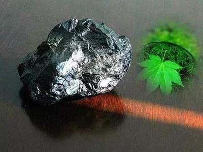 新疆準東讓黑色煤炭實現綠色發展